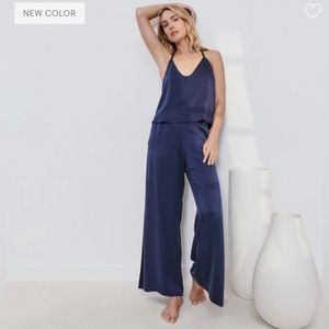 Lunya Navy & Black Pajama Set